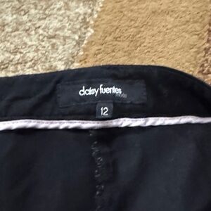 Daisy Fuentes Classic Black Apparel/dress flared cargo pants(12)-Good-9$